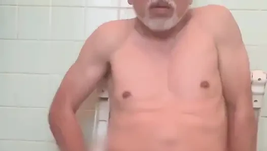 Banyoda anal mastürbasyon