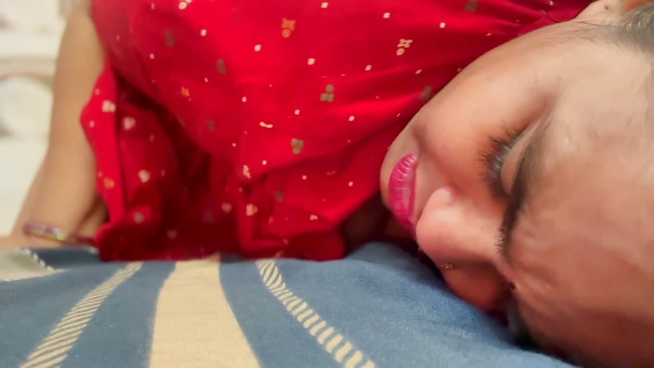 Varm Desi Bhabhi Hardt Knullet av Devar - Full Naken Hindi Sex