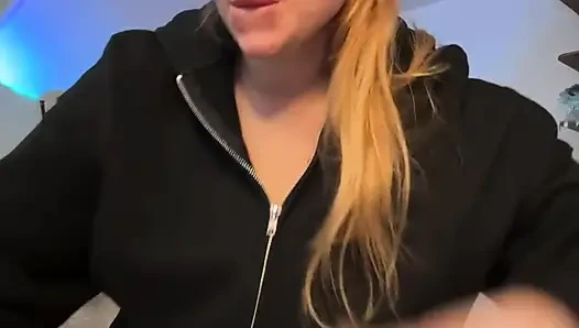 Squirting during cumming with jucielussie