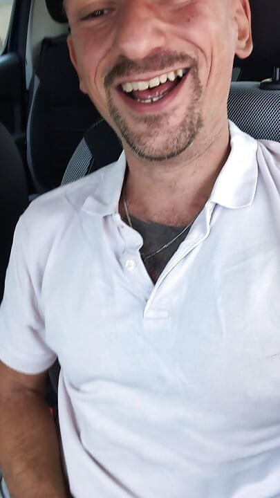 Wank in the car