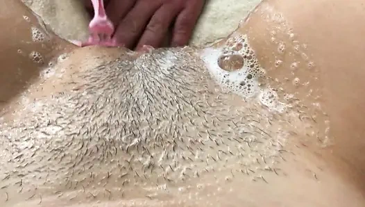 Kocam amımı tıraş ediyor, kadın bakış açısı