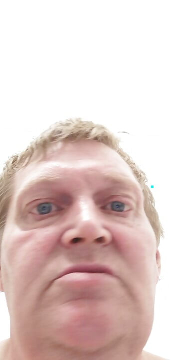 Franziskastute mahukan gangbang dengan lelaki dan wanita