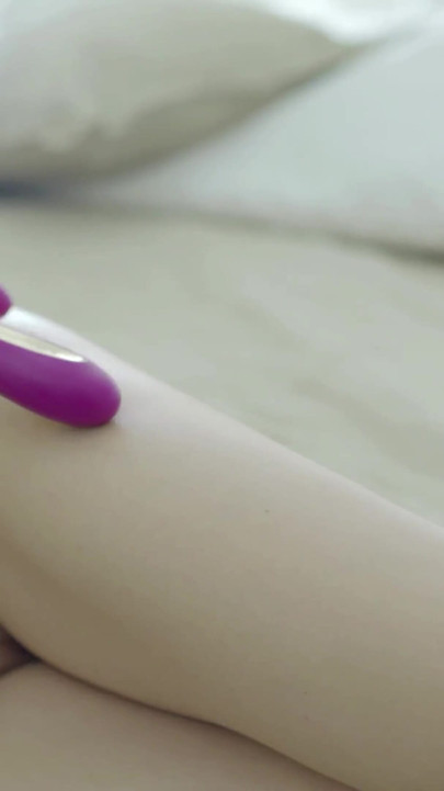 College Blondie Stella Fucks Vibrator And Has Intense Orgasm