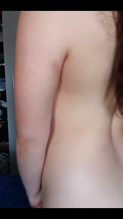 This Bitch Sends Me This Video so I Can Raise Her Average