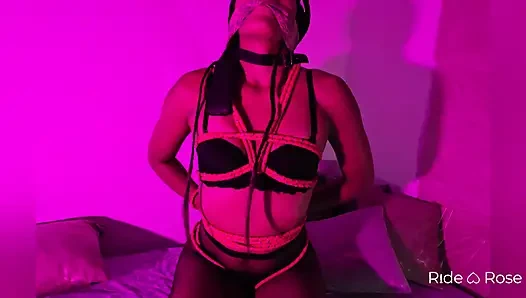 Semakin kamu melihatnya, semakin sulit untuk berhenti melihatnya