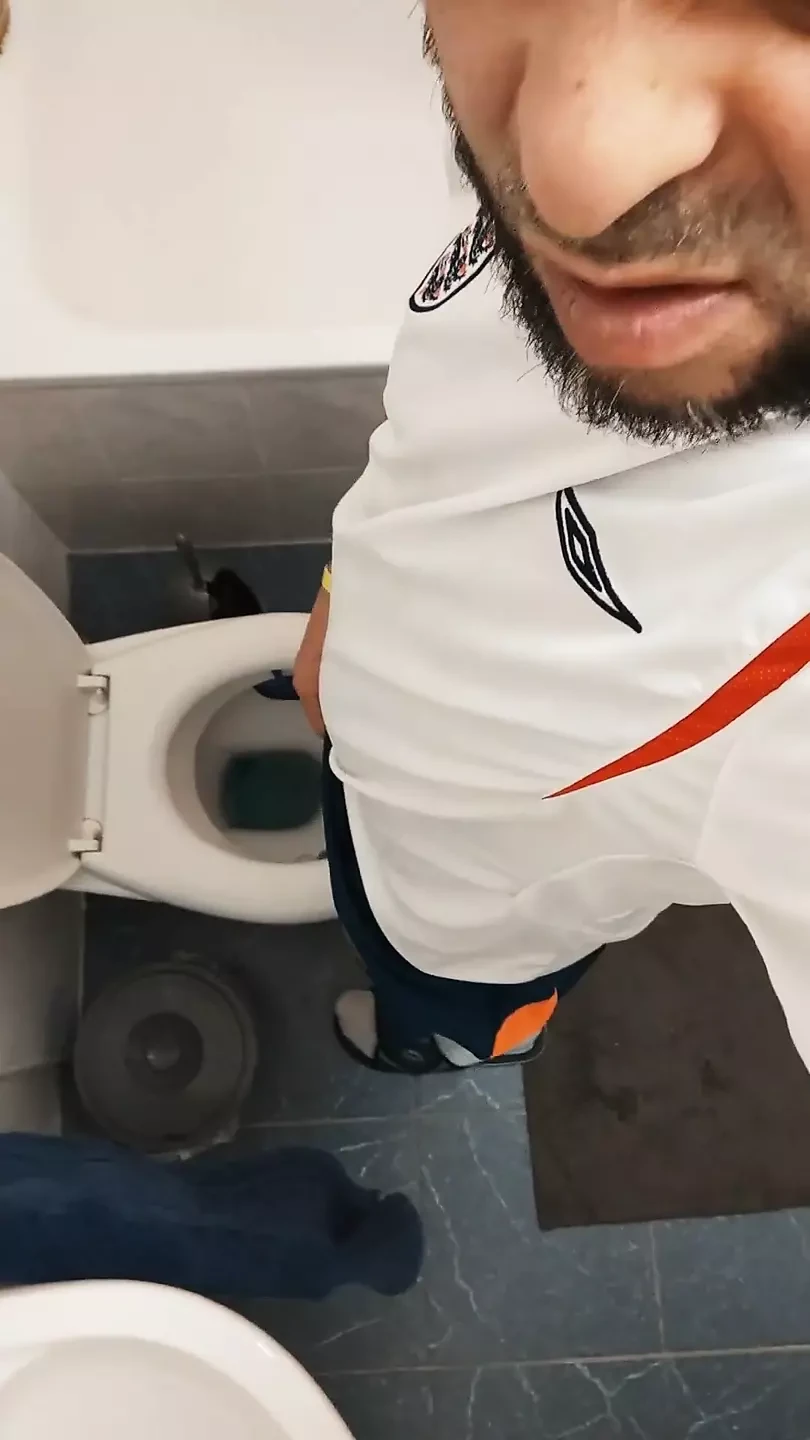 In Badezimmer Dirtyjunkbro Nass Und Hammer Geil