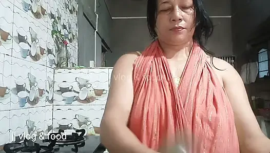 Indian desi stepsis pussy fuking in Hindi audio