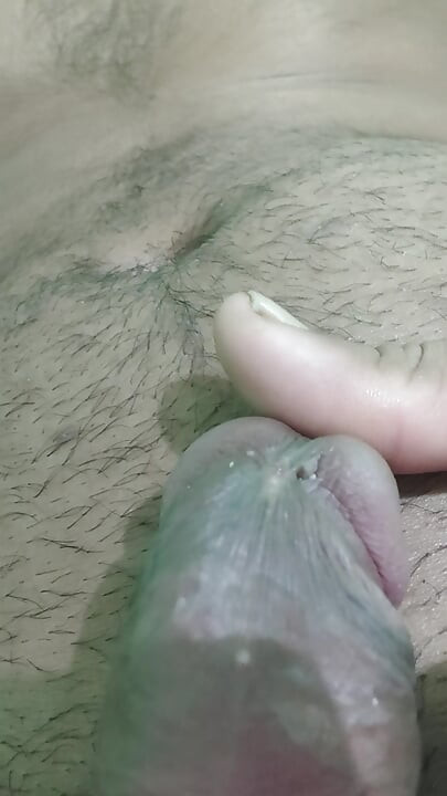 Big cock undar tha Pan. Boy cock in Play pan