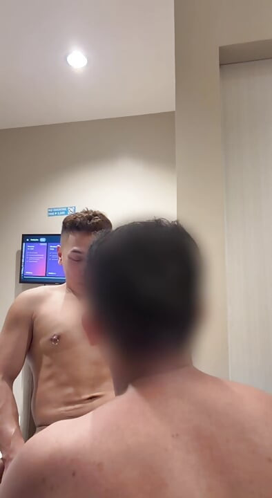 Nervous 18yo Pinoy Twink Sucks Cock for Second Time Ever