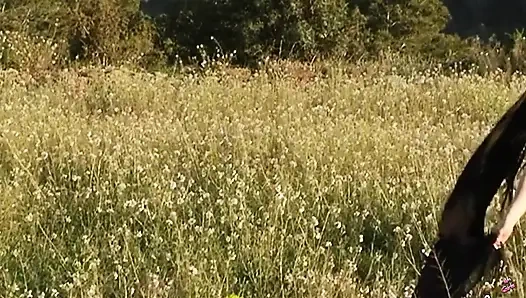 Crystal Cherry merayu kita.