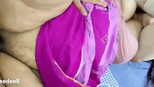 Üvey üvey erkek kardeşimi baştan çıkararak sikiyorum
