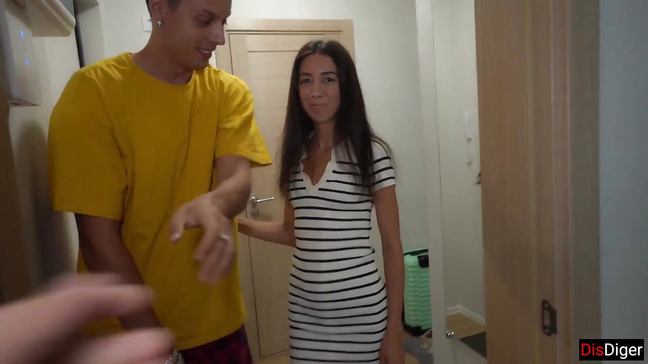 Swingers Menukar Rakan Kongsi Untuk Seks Kumpulan - Fuck My Wife And I'll Fuck Yours
