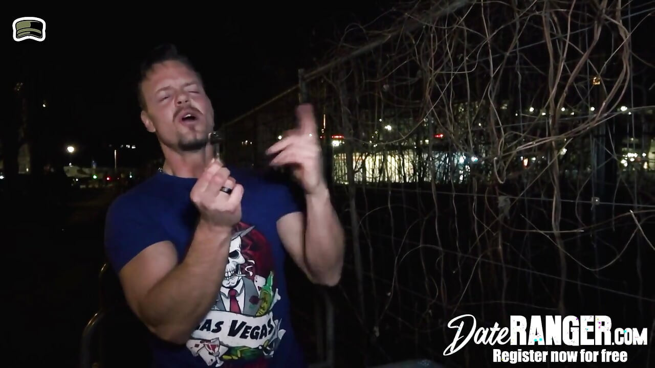 Mara Martinez recebe seu cu fodido no bar!