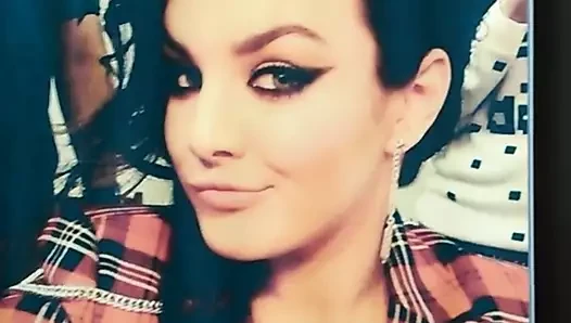 Ewa farna boşalıyor