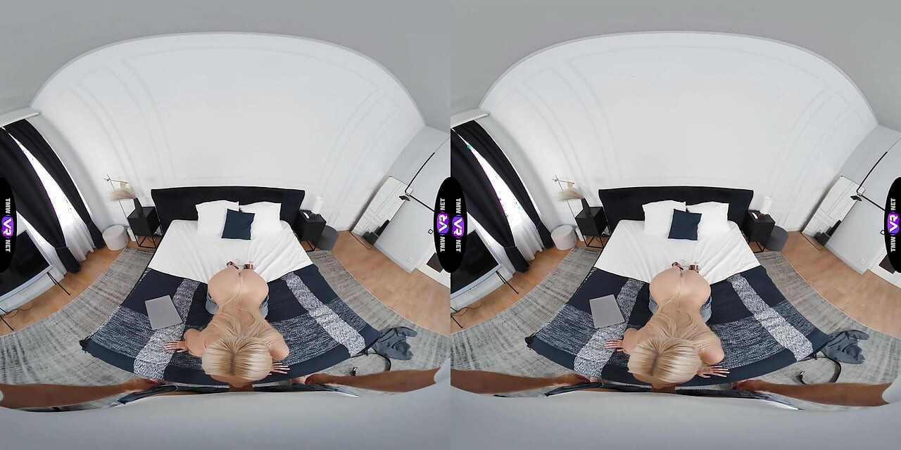 Horny Blonde Rides His Cock After Fixing Her Laptop - TmwVRnet