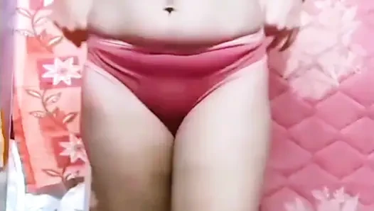 Hintli Hintli tamil evli kadın renu çıplak canlı görüşme şeker üvey baba göğüsleri amcık parmakla tokatlıyor göt sikiş ateşli ses!