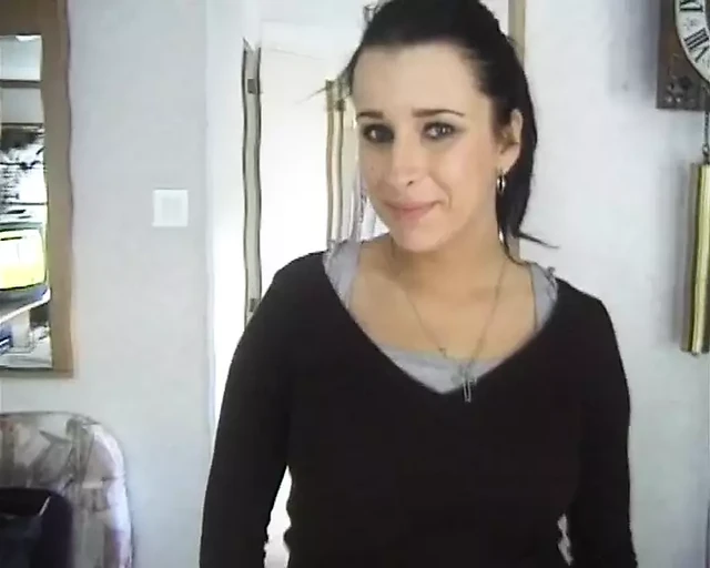 I let Romana taste my cock, a brunette who loves