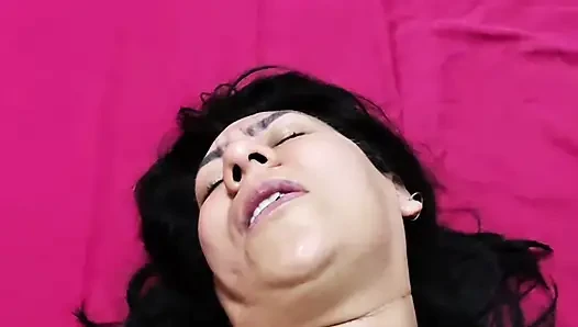 Aku baru tahu ada orang lain dicrot di muka sama istriku