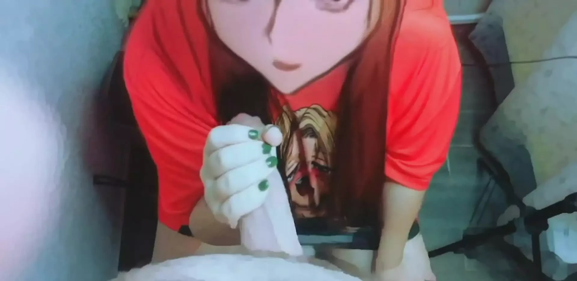Pompino Snapchat, ragazza anime che succhia il grosso cazzo del suo ragazzo.