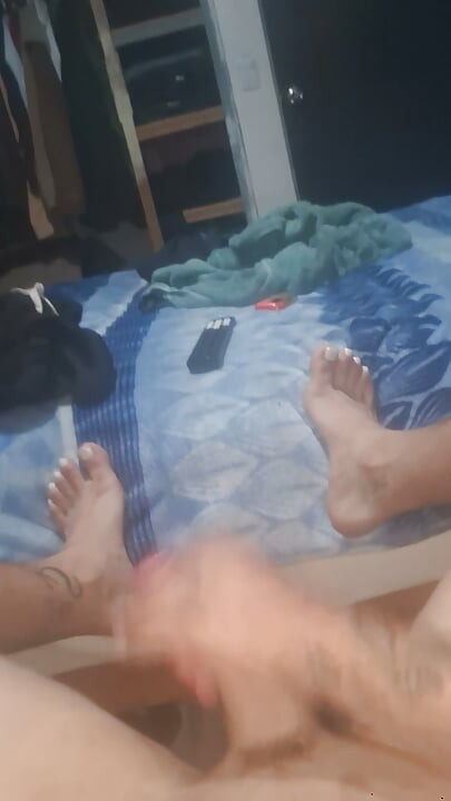 18Cmディルドでホットドッグがやってくる