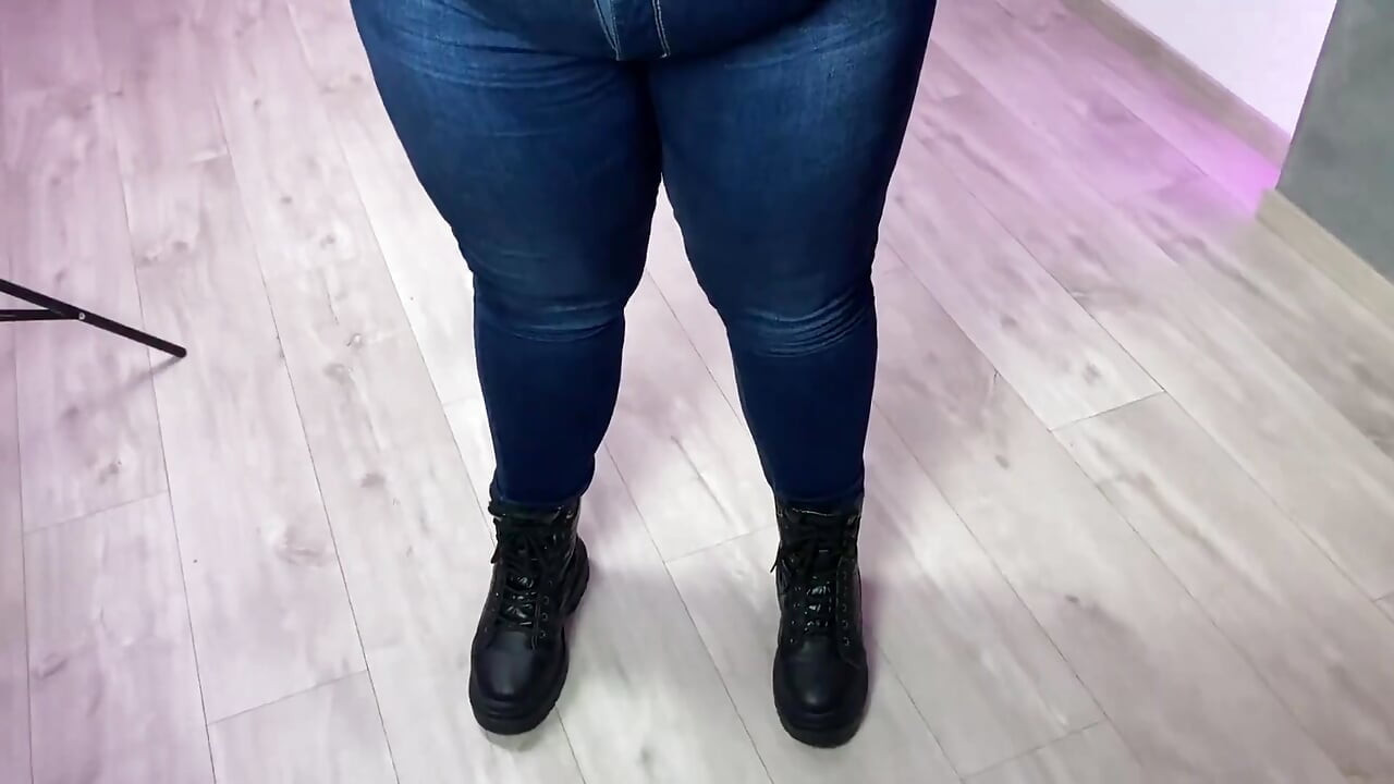 His Fucking Body Is Used for Kicking Training! That's What His Massive Testicles Deserve It! - Dave Moon - Jennifer - Bbusting