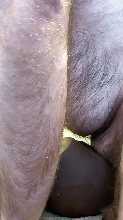 Lodden stud monterer min Latoya