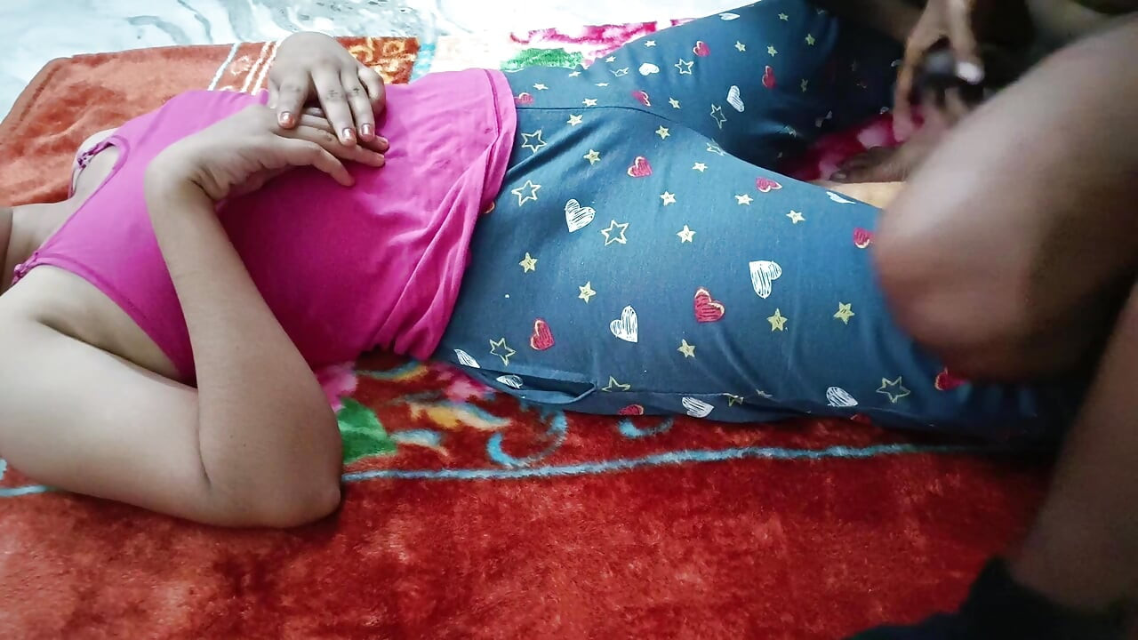 My teen girl friend made me cum inside her tighty pussy so very hot