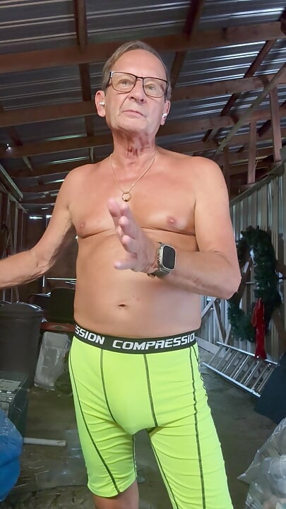 Hung Grandpas big announcement