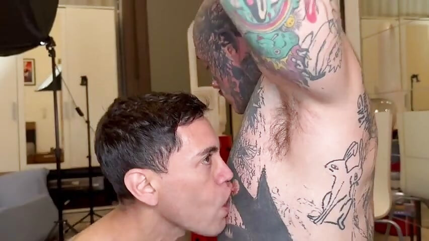 German Hunk Diego Breittmayer Fucks Erick Lima