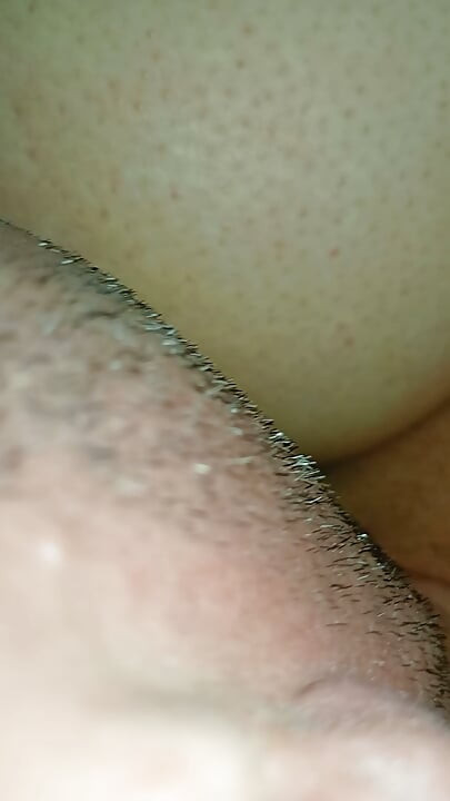 Couple rubbing masturbating squirting all over me