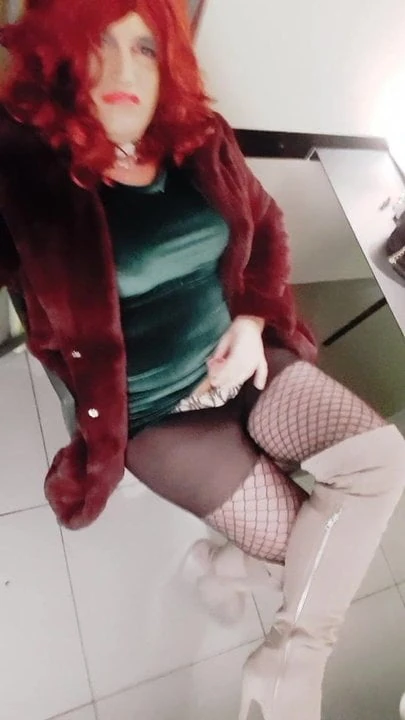 Crossdresser magassarkú csizma szóló
