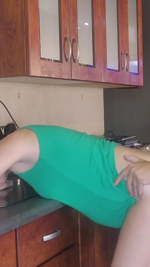 Wtf just fucked my neighbours wife after she asked me to fix the zinc | Clip 3