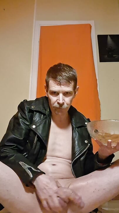 Pissing love