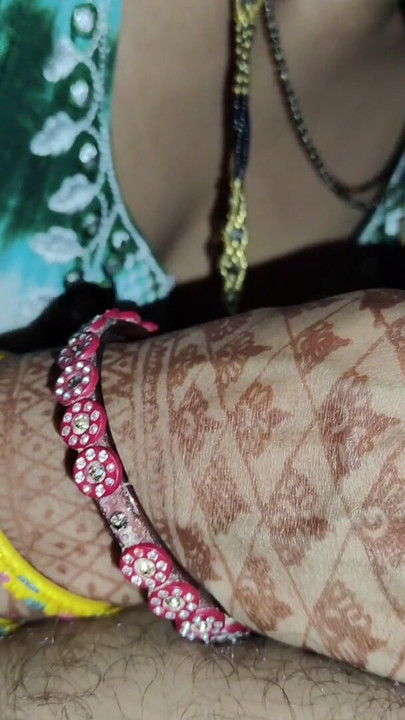 Indian village wife xshika sucking dick so good hd video xxx video Hindi audio | Clip 2