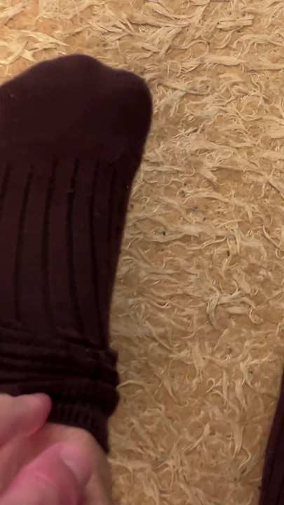 Earl Smile Dark Brown Ribbed Socks Fetish - Bedroom Solo | Clip 3