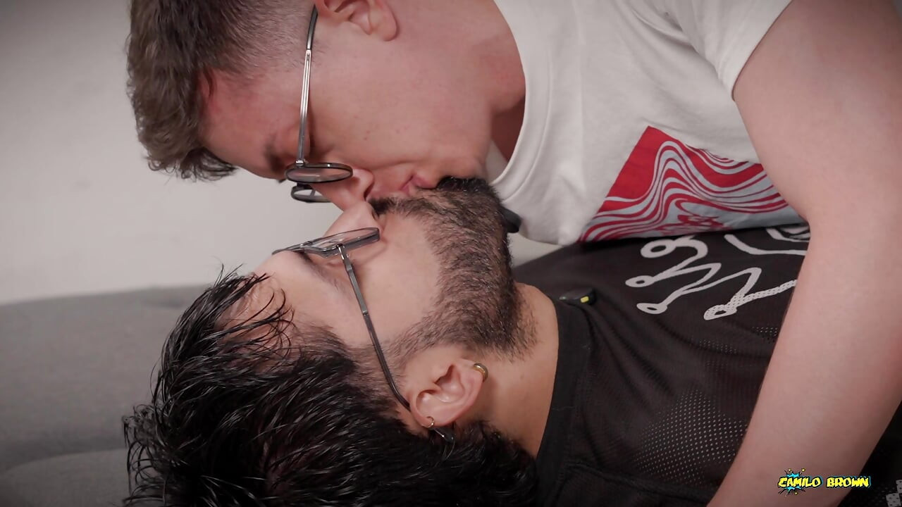 Hot Twink Stian Jara Takes Camilo Brown's Big Cock Bareback And Swallows His Cum Load