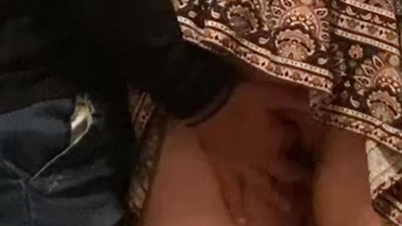 Pervers Stranger Penetreded This Slut Pussy Under Skirt