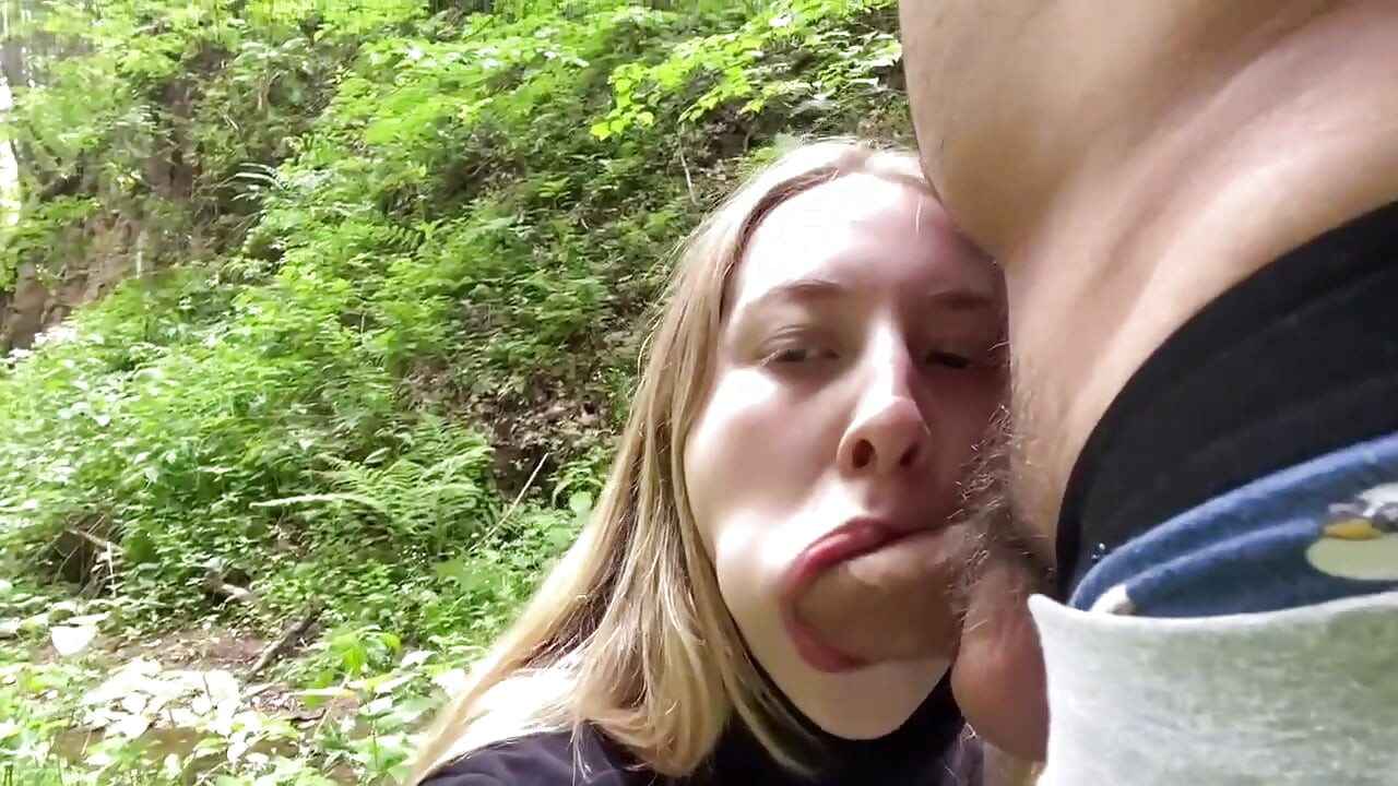 J'ai baisé un touriste à la cascade