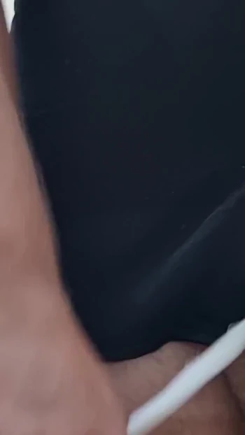 Must-see okamžik od "SPIT UCTÍVÁNÍ | PLIVE NA PÉRO A UŽÍVÁ SI - OBROVSKÁ NÁLOŽ SPERMATU K SPOLKNUTÍ"