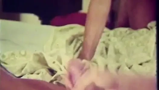 Retro-orgie-fick mit geilen sexy küken