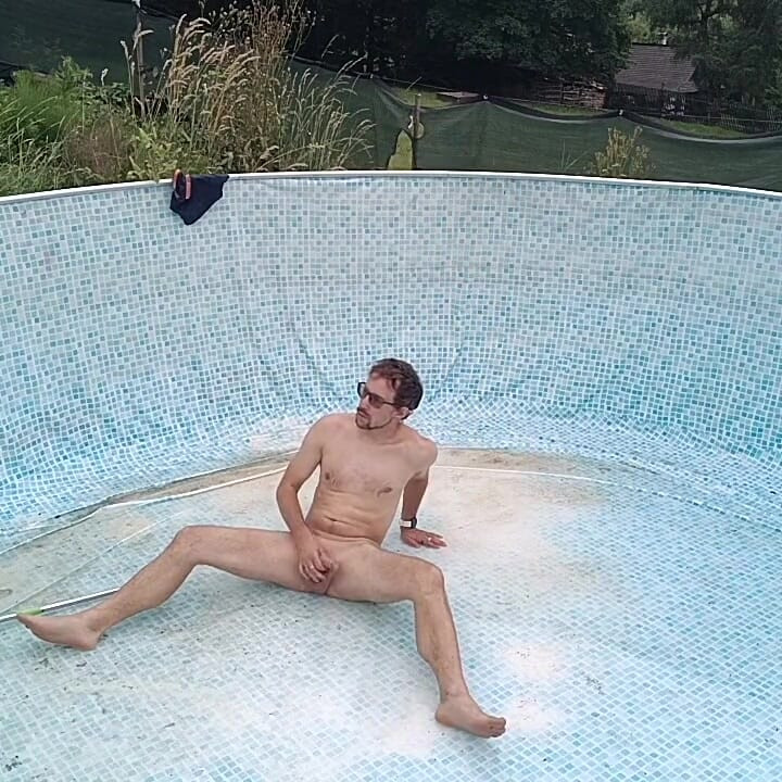 Naked in the Garden: Dirty Handjob in the Pool
