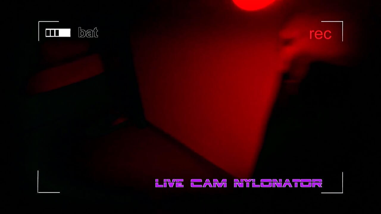 Live webcam - ngentot stoking nilon hot pakai strap-on di webcam