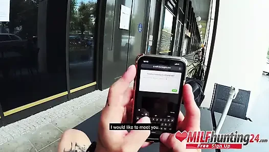 MILF-jägerin knallt Mia bläst hart und kommt in ihren gierigen mund!