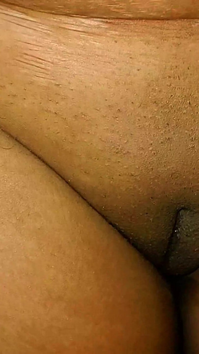 She wears a tiny top and seduces by showing off her boobs and her pussy 118 | Clip 2