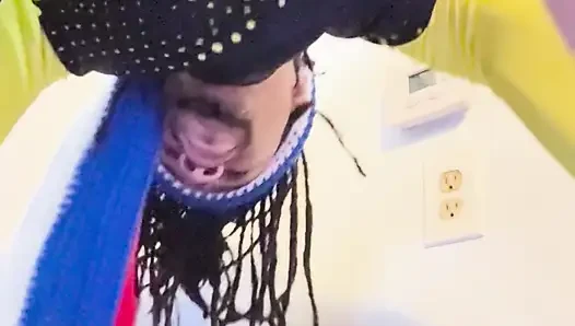 Küçük gırtlağına kadar azdırma