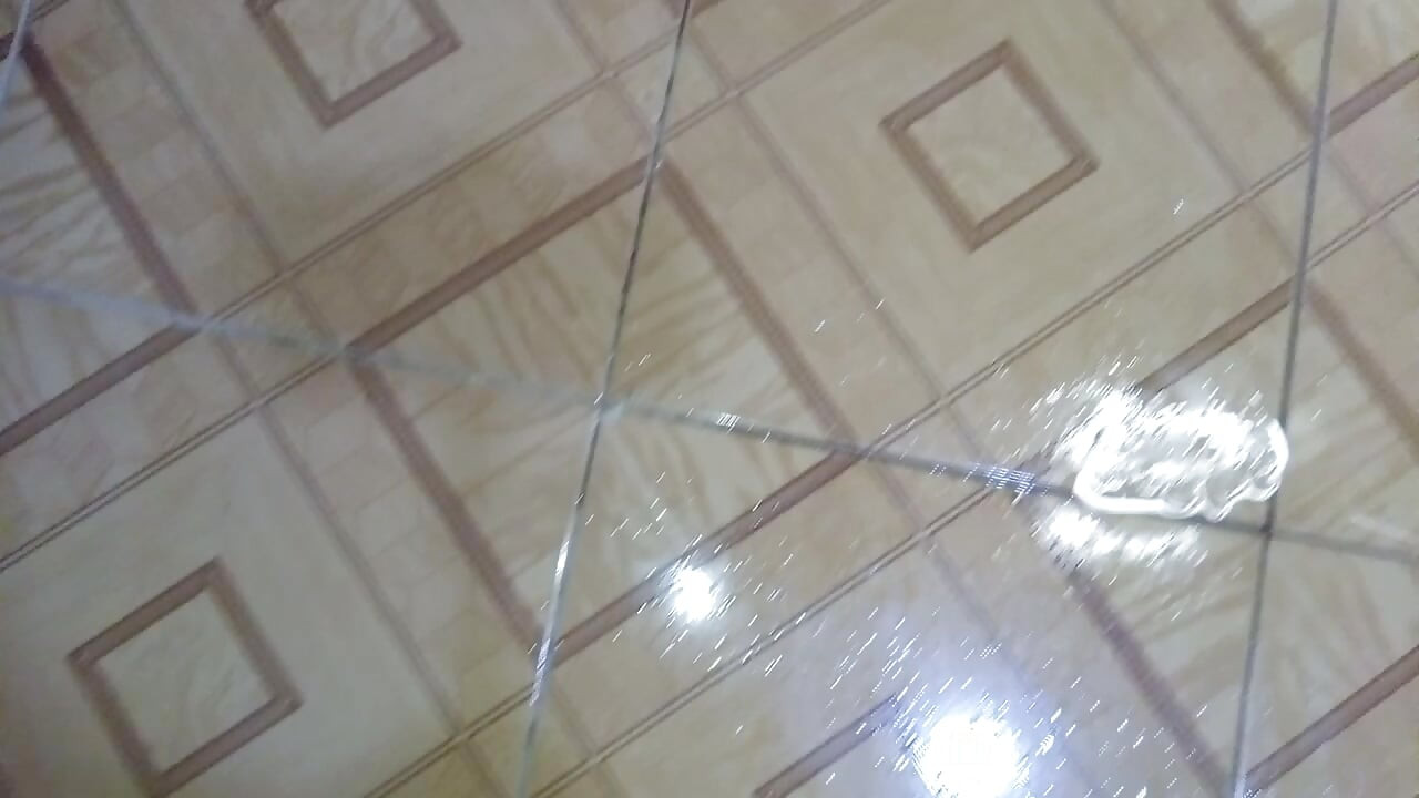 Ik bereikte de G-spot totdat ik helemaal nat werd.