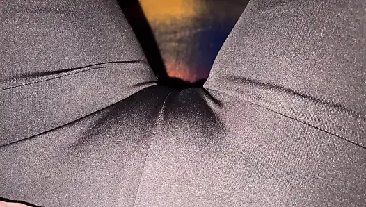 Meine muschi ist ganz nass! First-person-masturbation.