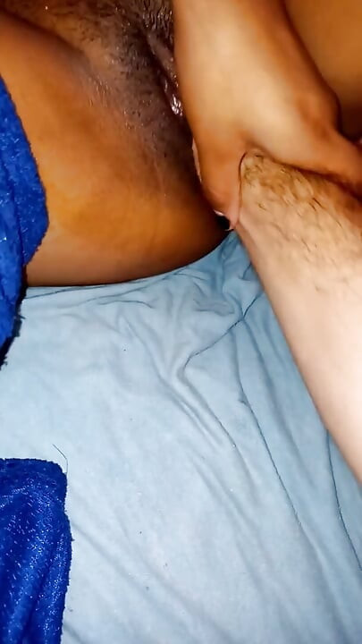 義理の娘が最初の拳ファックで