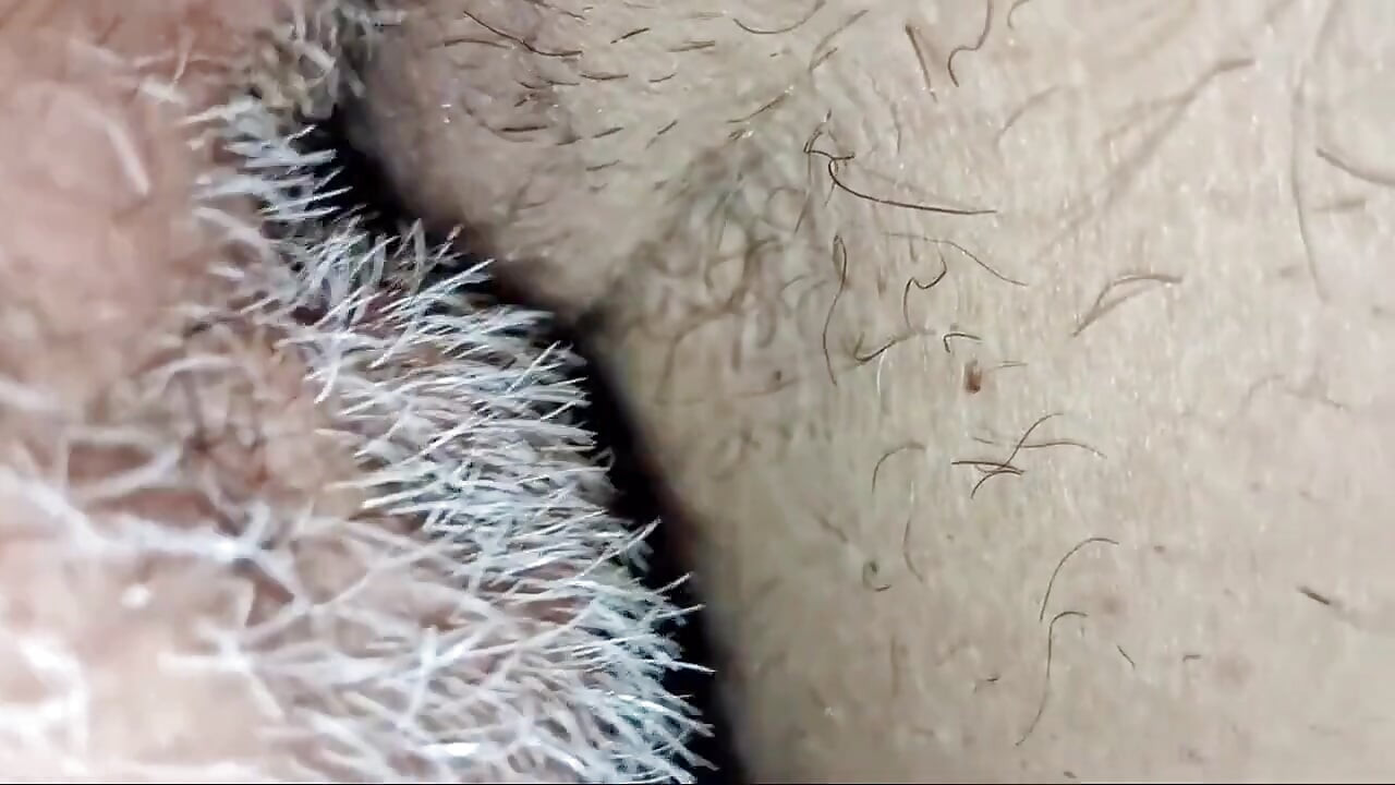 طوفان لذت صورتی