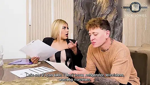 Agen Real Estat Terangsang Dengan Payudara Besar Meniduri Klien